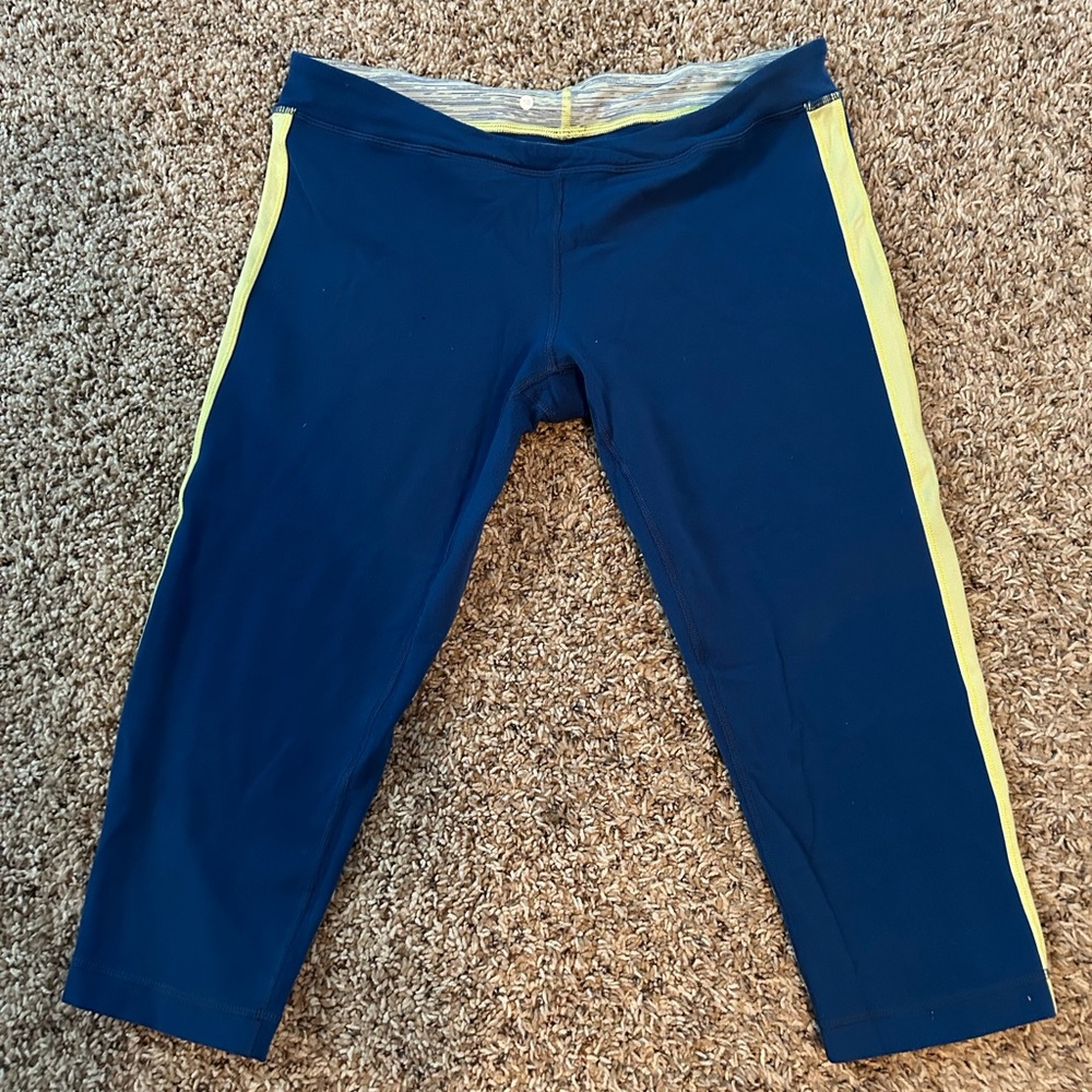 Lululemon crop pants